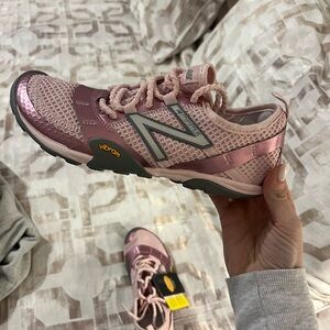 NWT New Balance Pink MT10 Sneakers